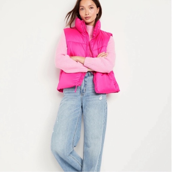 NWT OLD NAVY Quilted Puffer Vest Color: Pink Flamingo SIZE LARGE - Picture 3 of 4